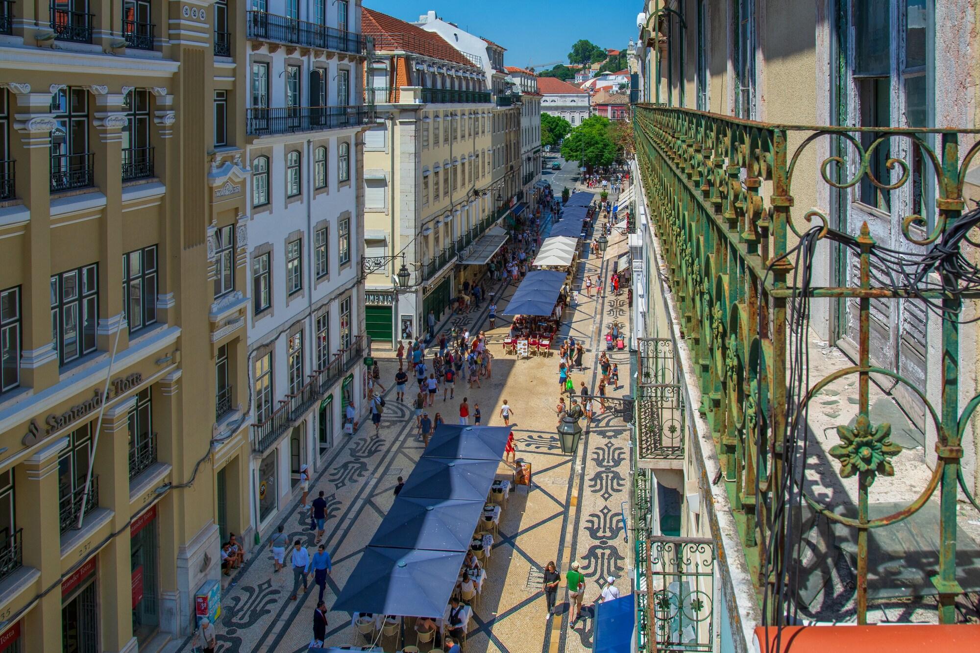 Be Poet Baixa Hotel Lisbon Exterior photo